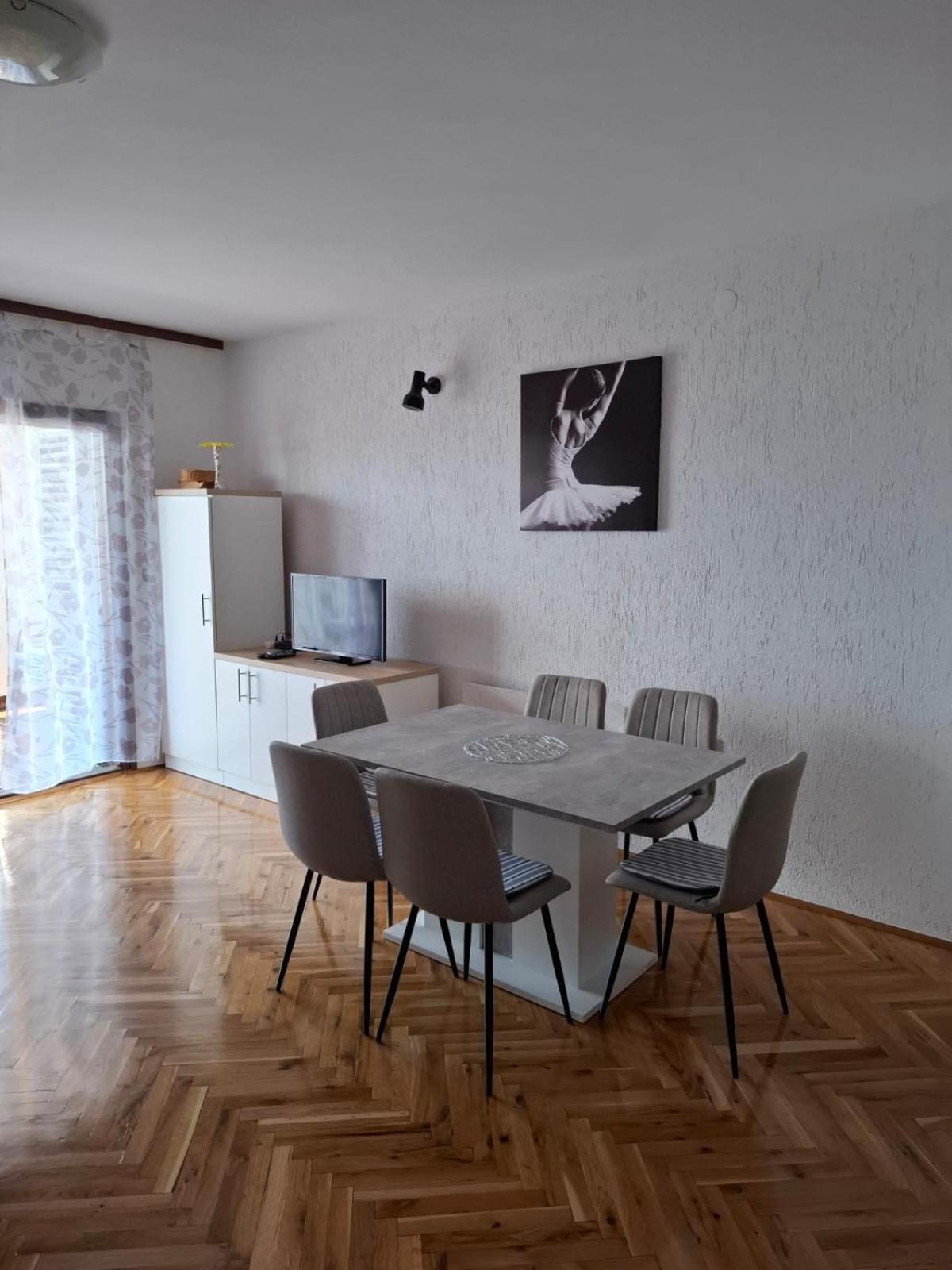 Apartments Drazen Crikvenica Exterior photo